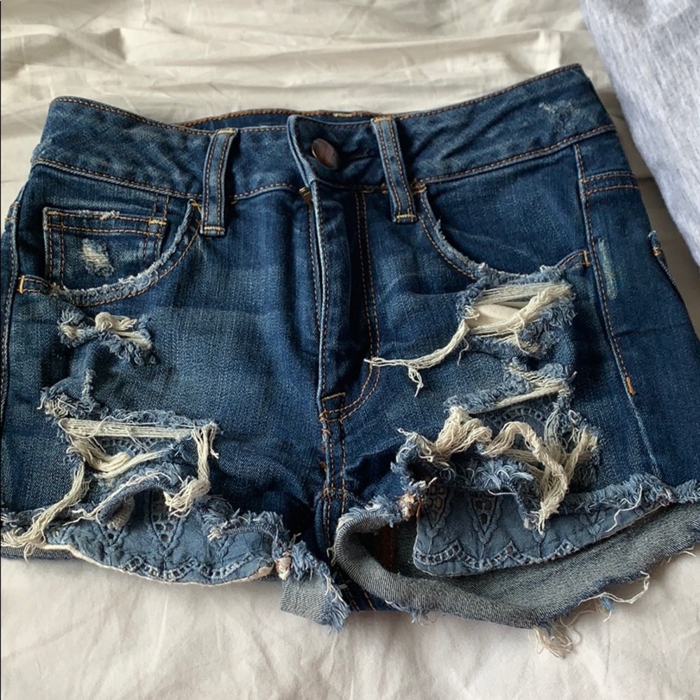american eagle ripped denim shorts